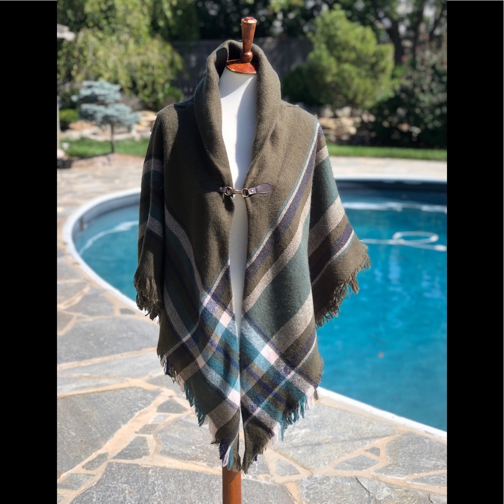NWT olive green plaid shawl OS Christmas gift